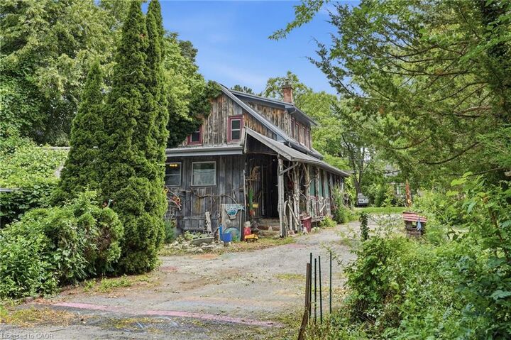 Property Photo: 4034 Victoria Avenue ON L0R 2C0