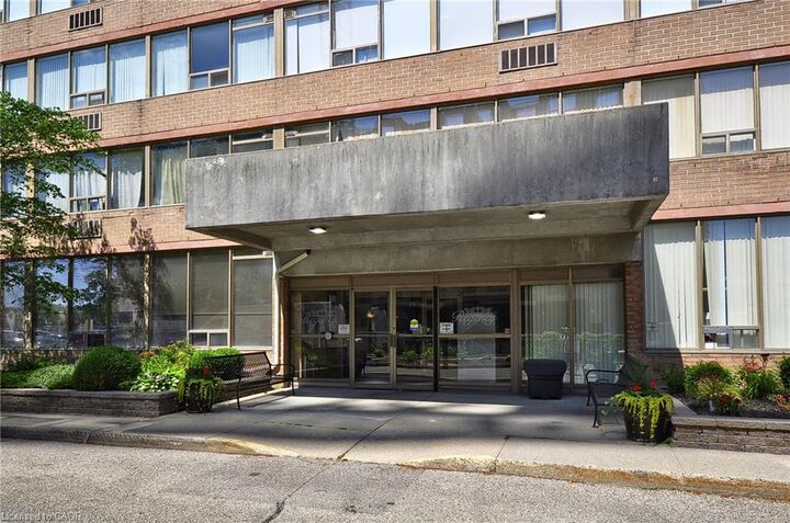 Property Photo:  3227 King Street E 105  ON N2A 3Z9 
