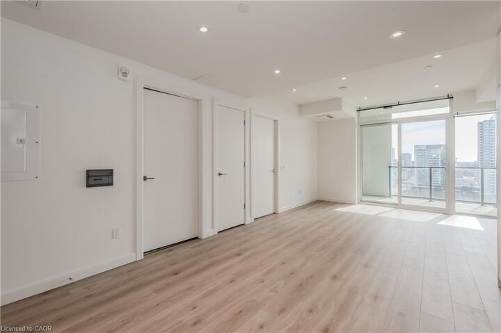 Property Photo: 741 King Street W 1206 ON N2G 0E9