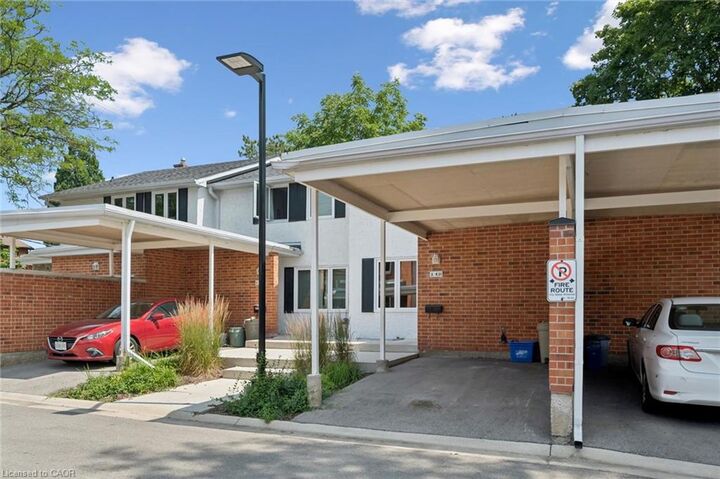 Property Photo: 431 Keats Way 3 ON N2L 5S7