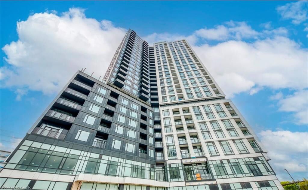 Property Photo:  2495 Eglinton Avenue W 716  ON L5M 2T2 