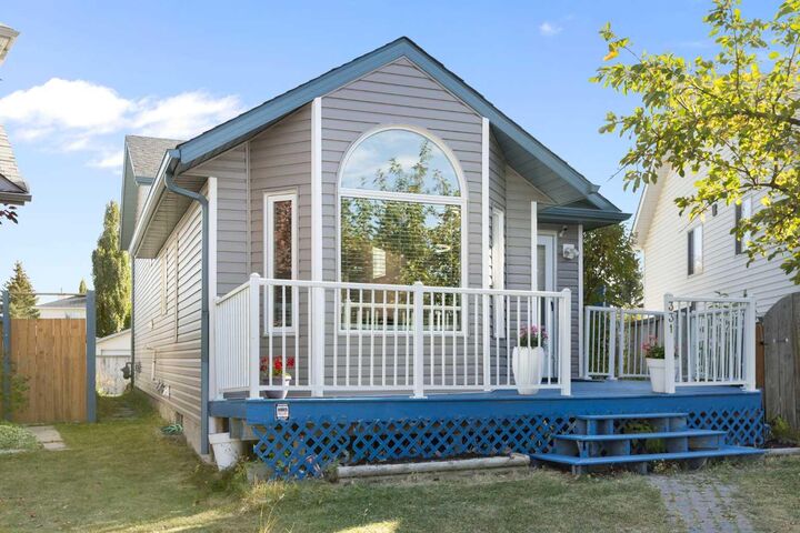 Property Photo: 331 Coverdale Court NE AB T3K 4J8