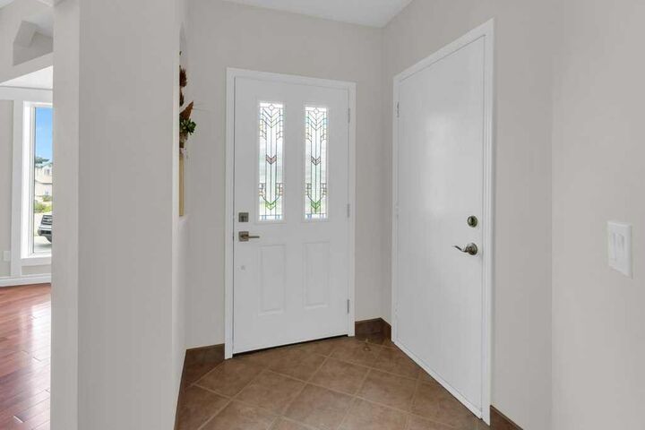 Property Photo:  270 Arbour Ridge Park NW  AB T3G 4C4 