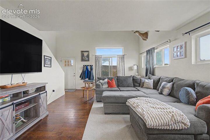 Property Photo:  859 Circle Road  CO 80133 