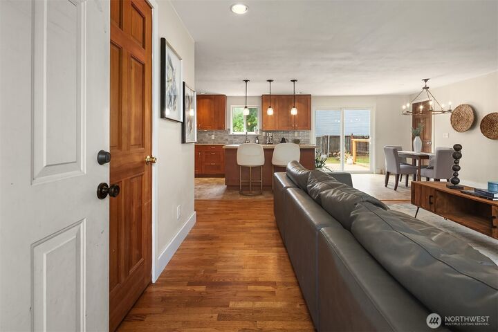 Property Photo:  21010  22nd Avenue W  WA 98036 