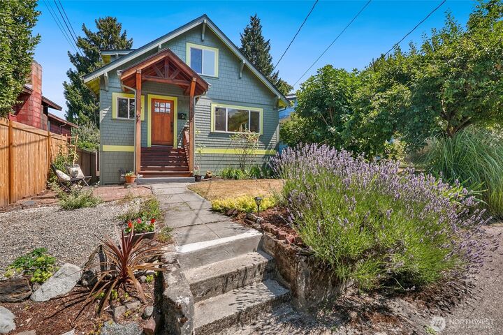 Property Photo:  3422  21st Avenue S  WA 98144 