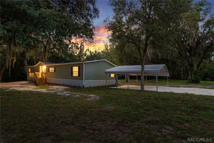 Property Photo: 11437 N Young Drive FL 34433