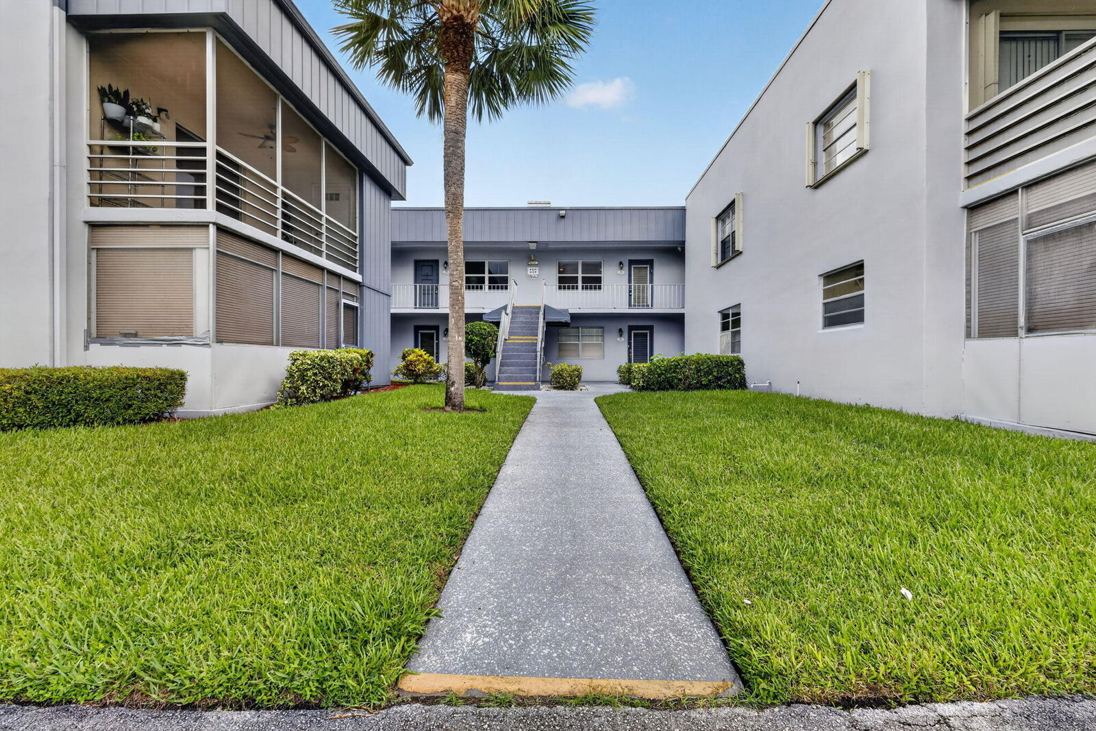 Property Photo: 40 Burgundy A FL 33484