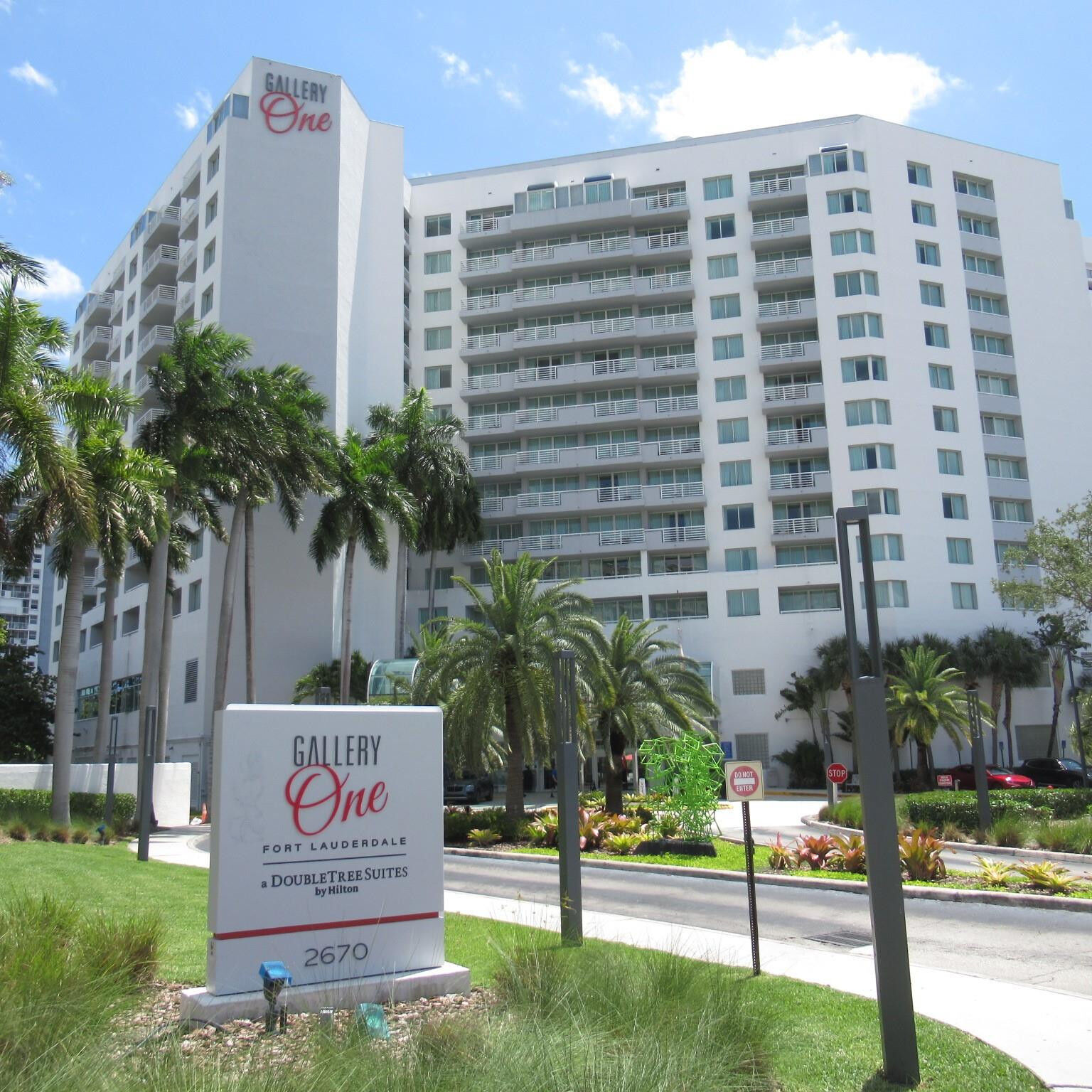 Property Photo:  2670 E Sunrise Boulevard 301  FL 33304 