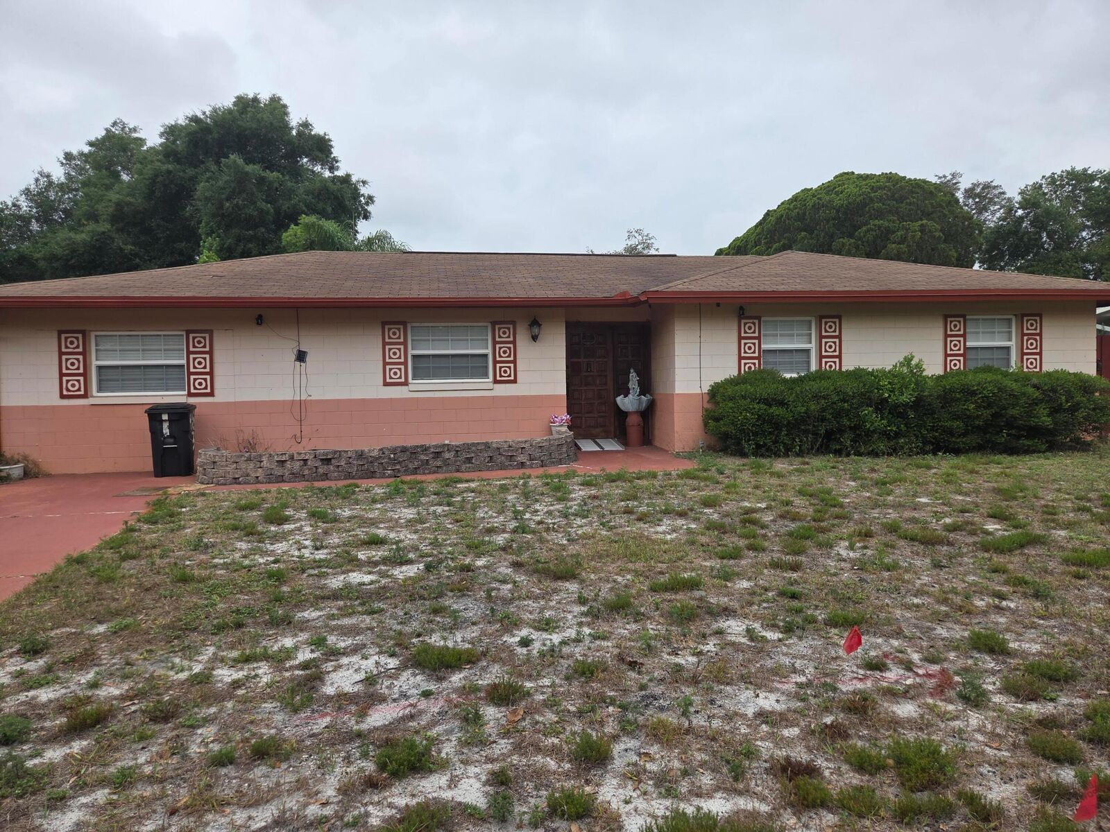 Property Photo: 1206 Lynwood Avenue FL 32703