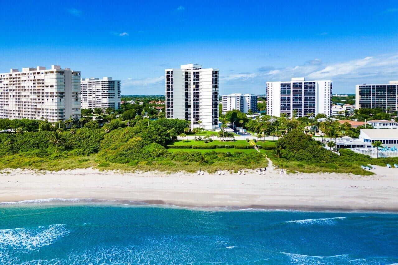 Property Photo: 4545 N Ocean Boulevard 18B FL 33431