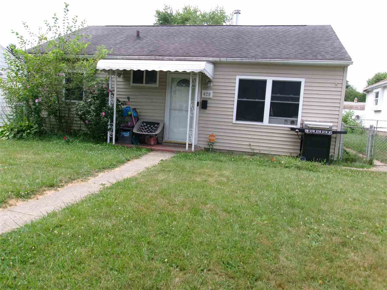 Property Photo:  428 SW 17th Street  IN 47374 