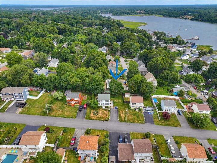 Property Photo:  7 Broadview Avenue  RI 02809 