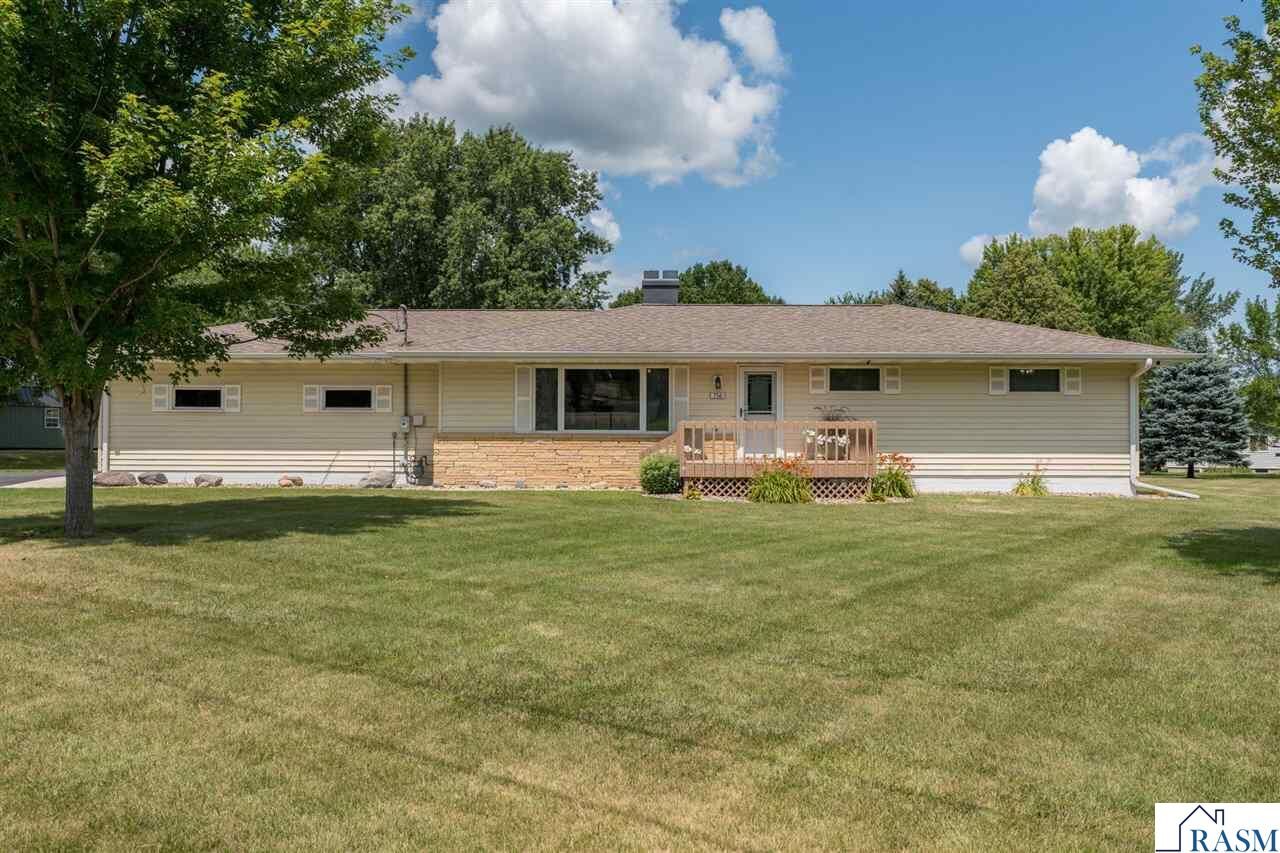 Property Photo:  716 W River Street  MN 56096 