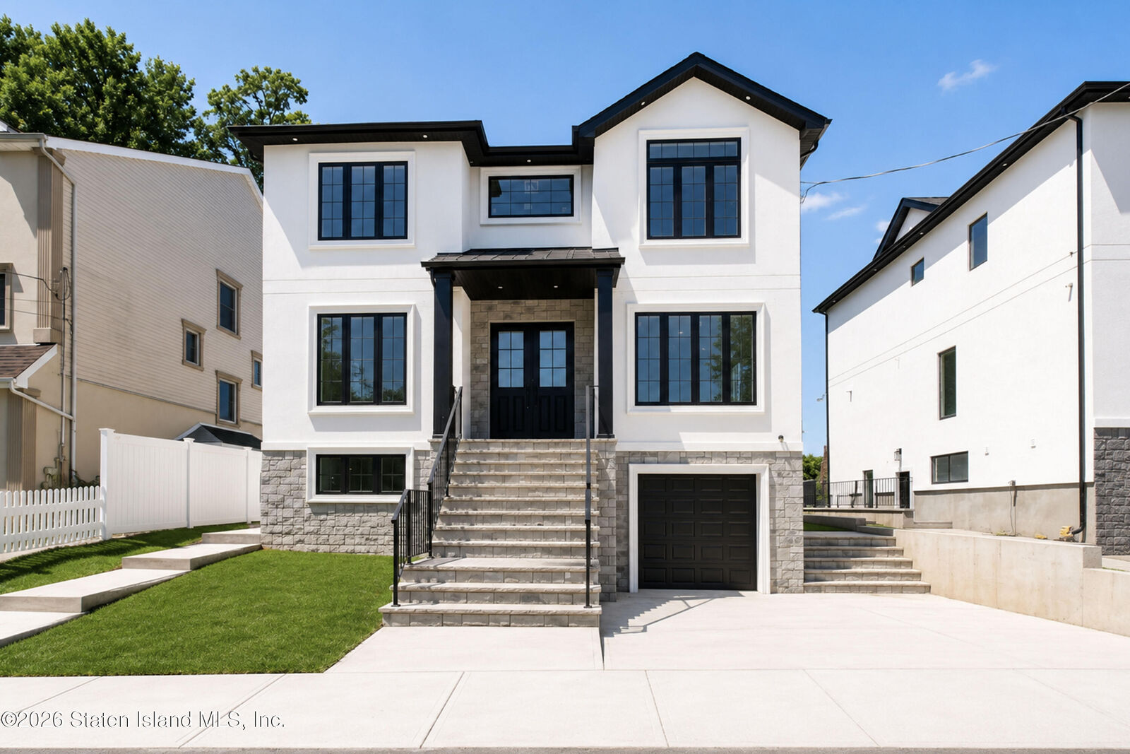 Property Photo:  23 Edwin Street  NY 10312 