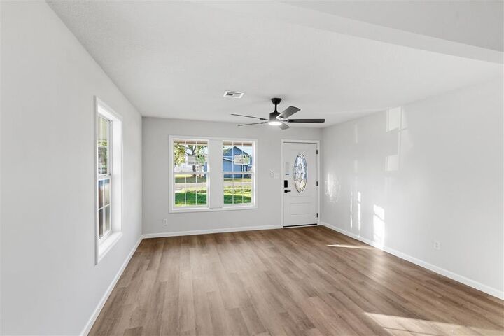 Property Photo: 452 Scenic Drive LA 70586