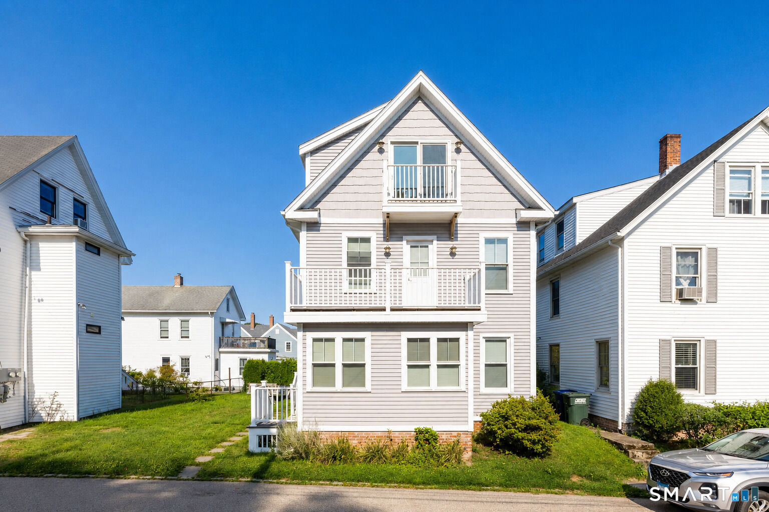 Property Photo:  4 Elihu Street  CT 06378 
