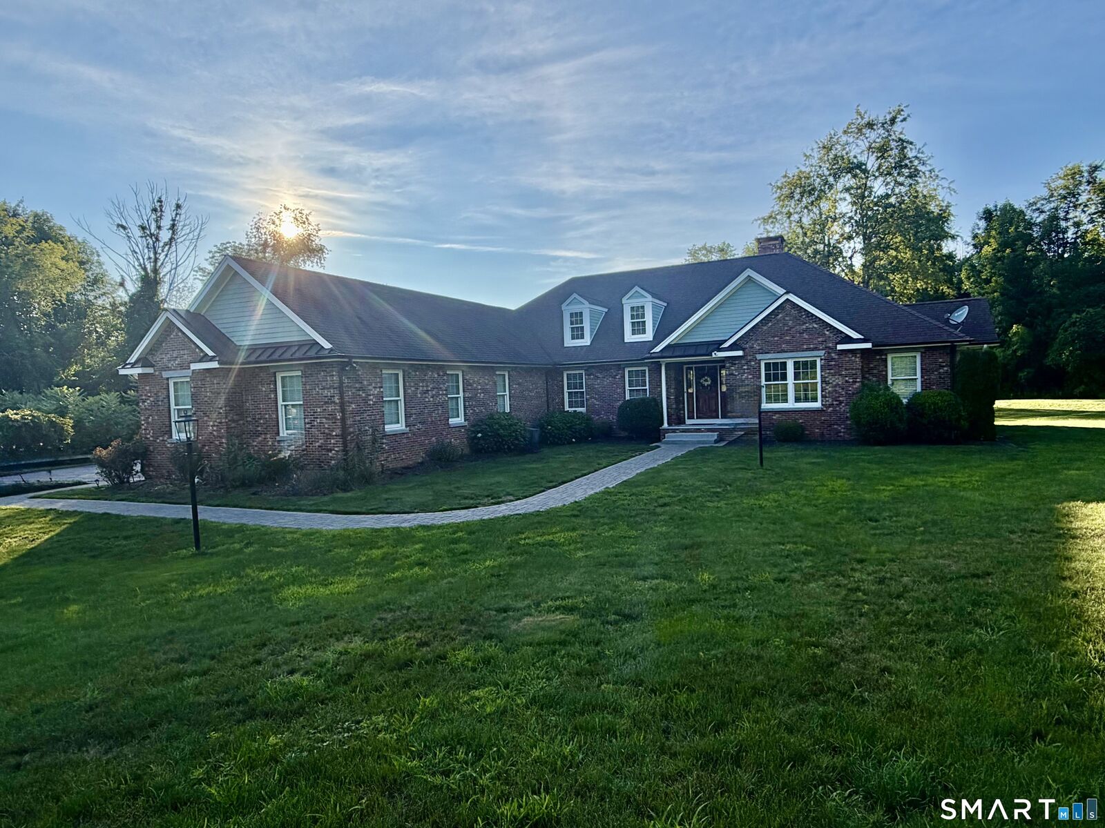 Property Photo:  42 Oaklawn Drive  CT 06042 