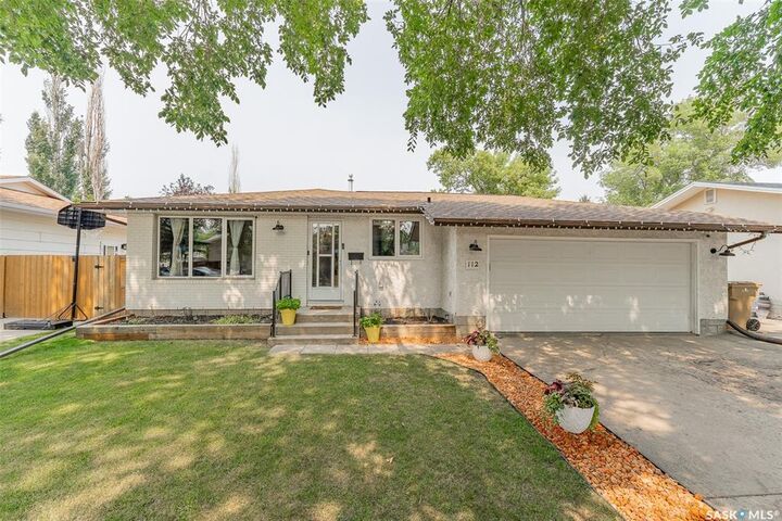 112 Tremaine Avenue — photo 1
