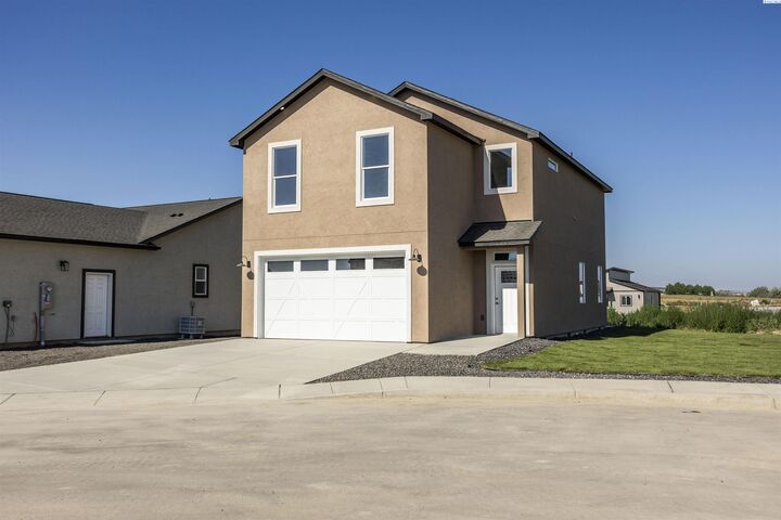 Property Photo:  209 Victoria Street  WA 98930 