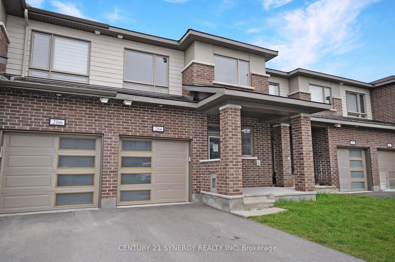 Property Photo:  284 Ormiston Crescent  ON K2J 7E4 