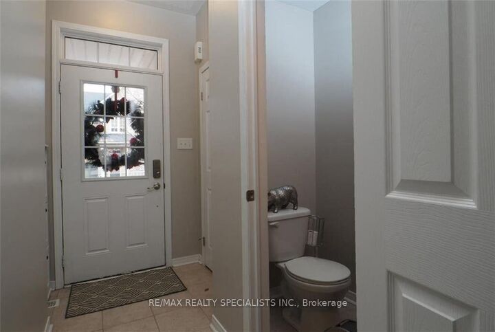Property Photo:  110 Highland Road W 127  ON N2M 3S1 