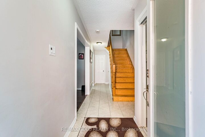 Property Photo:  23 Rain Lily Lane  ON L6R 1S4 