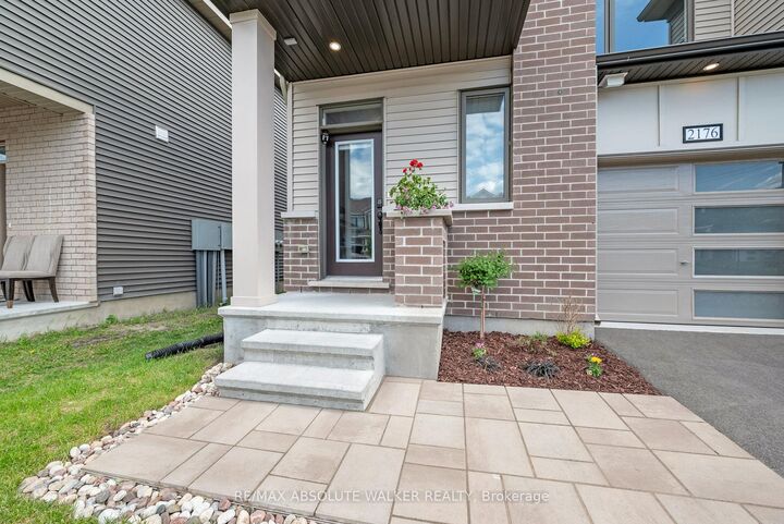 Property Photo:  2176 Winsome Terrace  ON K4A 5N1 