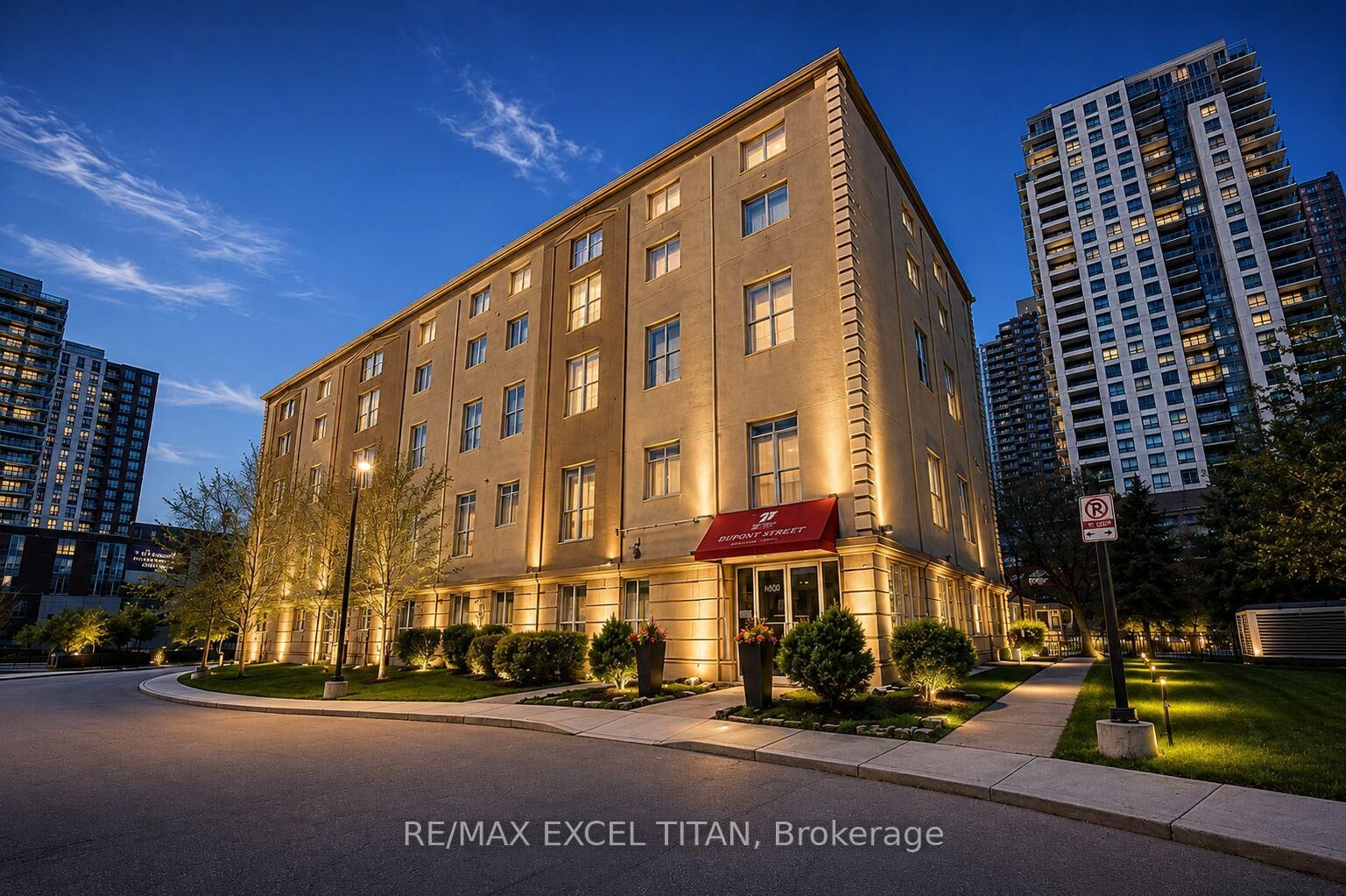 Property Photo: 1401 Dupont Street 118 ON M6H 4J7