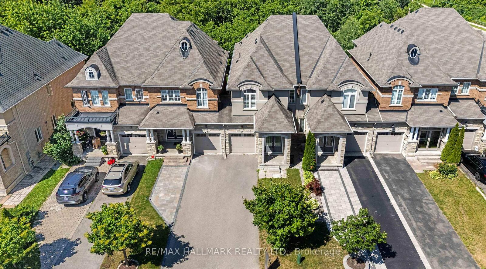 Property Photo:  15 Gamble Glen Crescent  ON L4S 2T3 