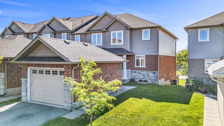 9 Amos Drive 5 — photo 1