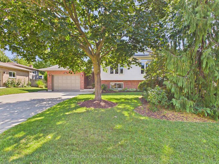 762 Bradford Street — photo 1