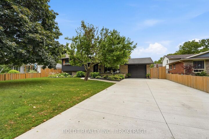 Property Photo: 18 Prince Charles Drive ON L2N 3Y6