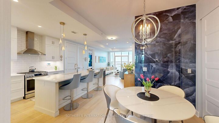 Property Photo: 129B South Street 620 ON K7G 0B1