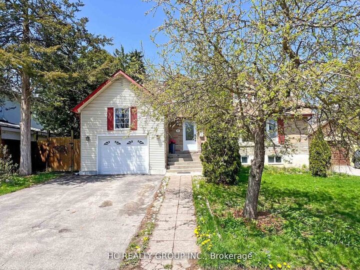Property Photo: 10 North Street ON L4M 2R9