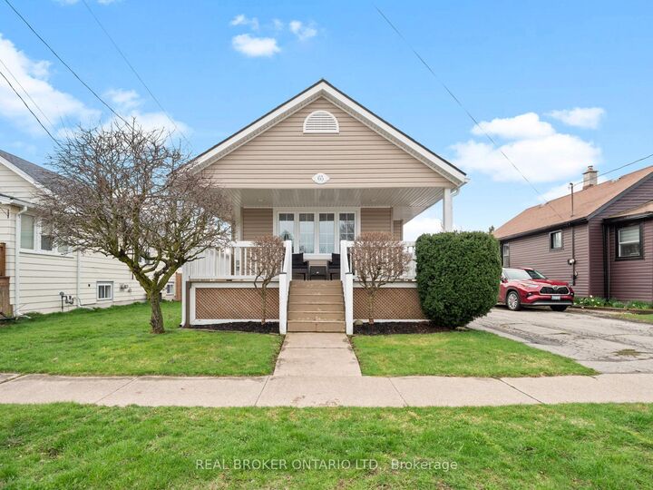 Property Photo: 65 Christmas Street ON L3K 1M4