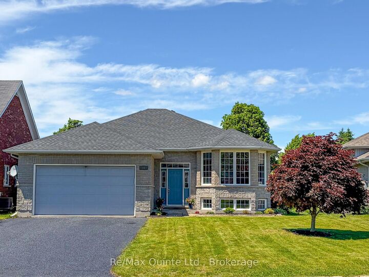10 Boyce Court — photo 1