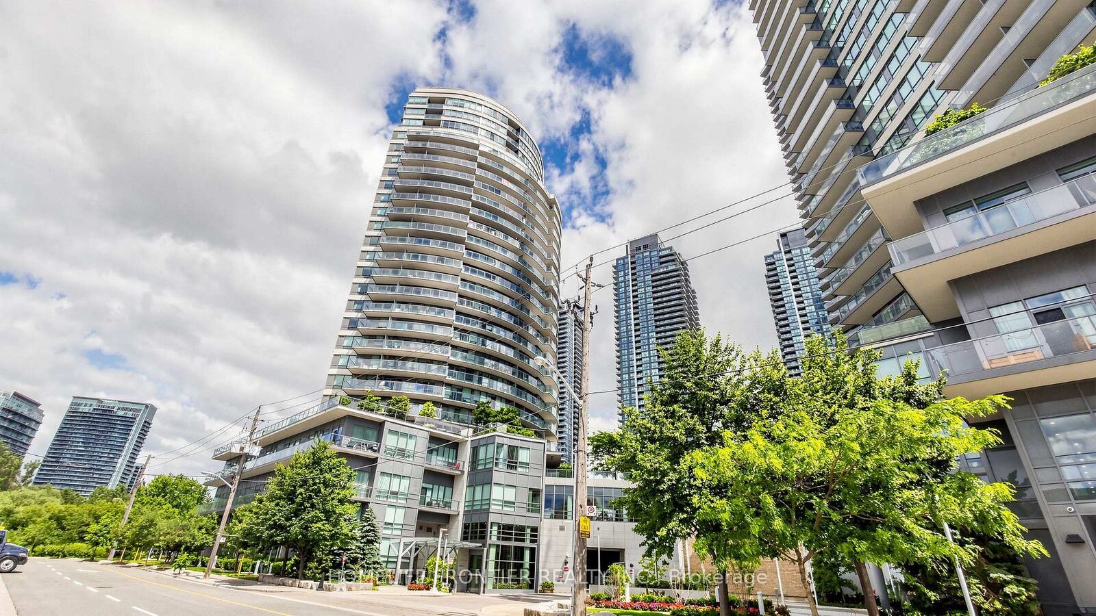 Property Photo:  15 Legion Road 504  ON M8V 0A9 