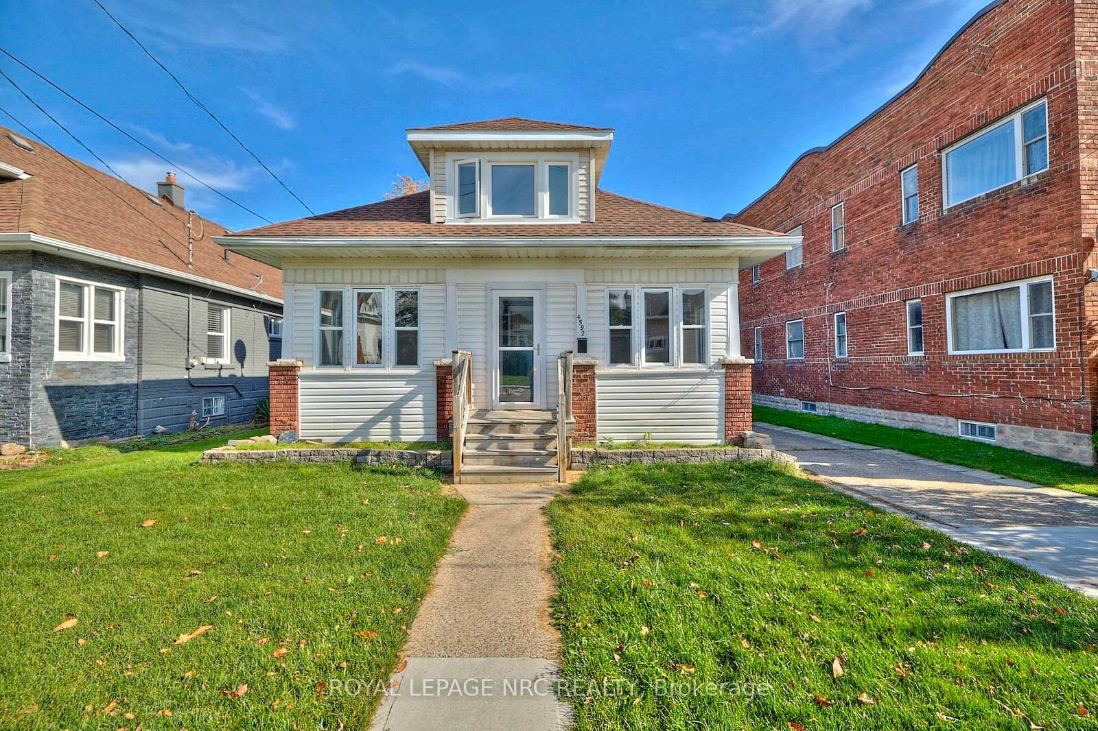 Property Photo:  4592 Sixth Avenue  ON L2E 4T3 