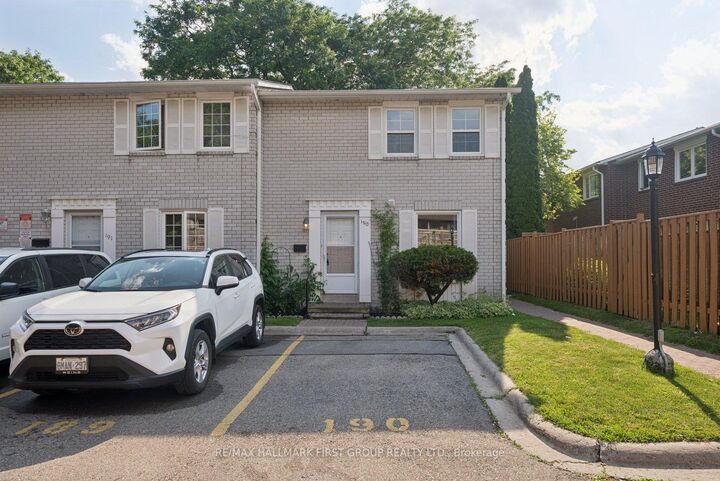 Property Photo:  70 Cass Avenue 190  ON M1T 3P9 