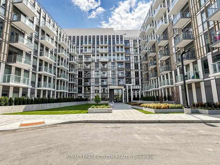 1005 Dundas Street 711 — photo 1