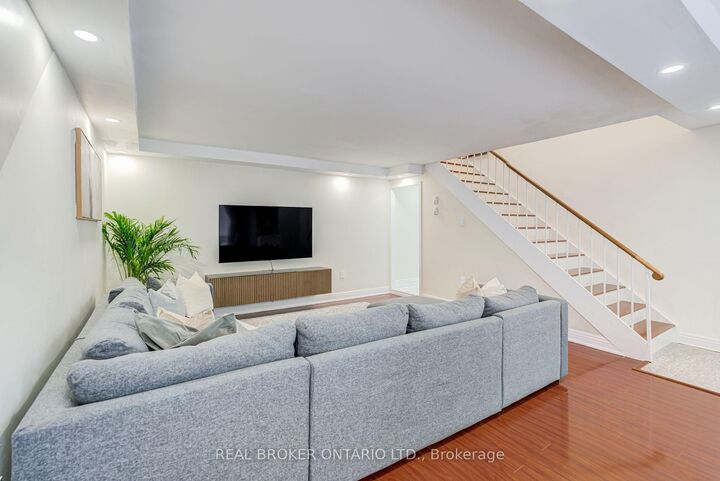 Property Photo: 130 Ling Road 62 ON M1E 4V9