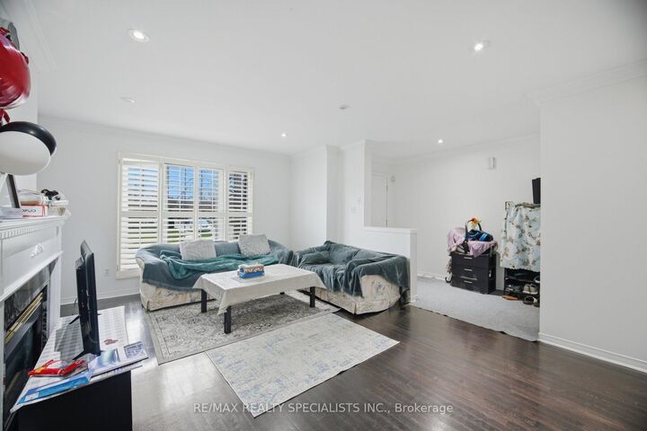 Property Photo: 64 Dolphin Song Crescent ON L6R 2A7