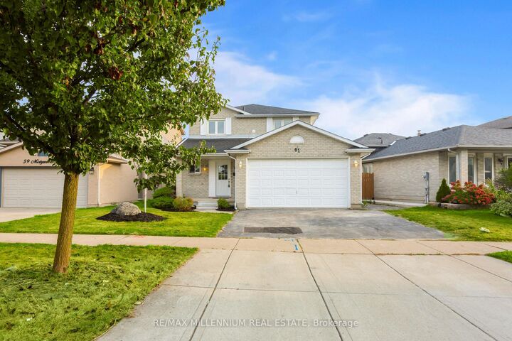 Property Photo:  61 Mistywood Drive Upper  ON L8J 2N7 