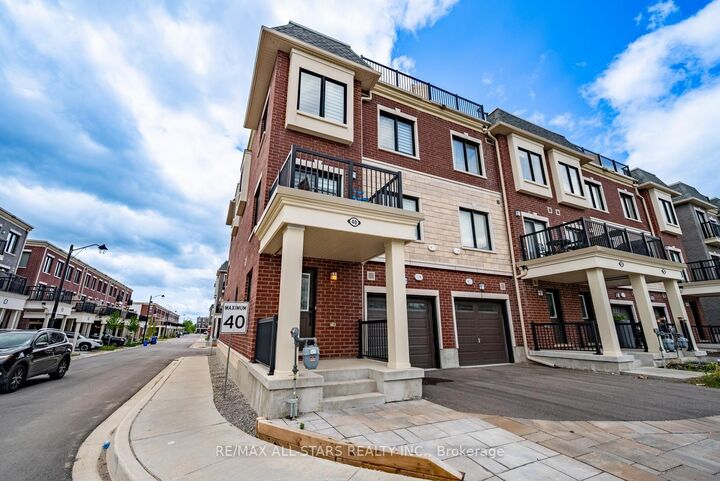 40 Covington Crescent — photo 1
