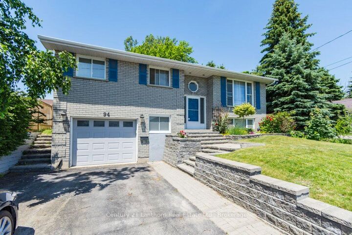 Property Photo:  94 North Murray Street  ON K8V 2E7 