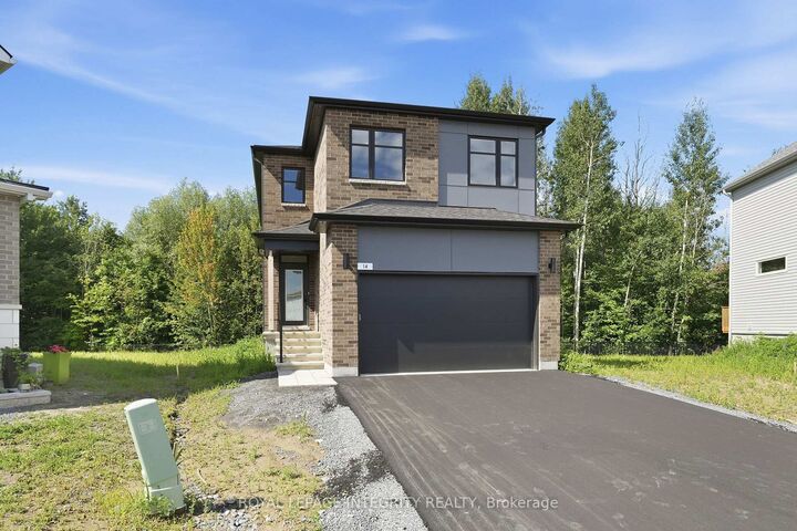 Property Photo:  14 Academie Street  ON K0A 1W0 