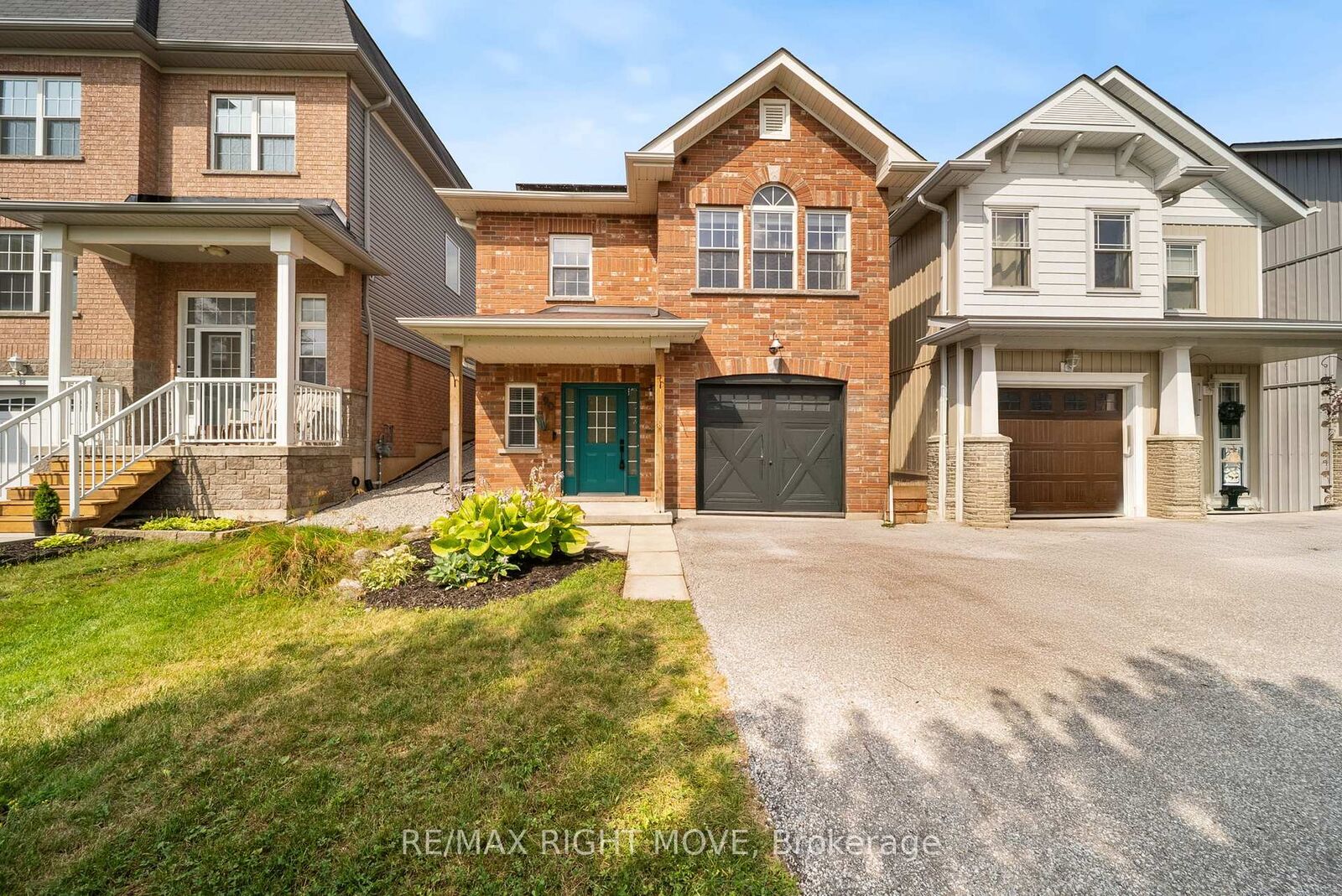 Property Photo: 90 Pearl Drive ON L3V 0A6