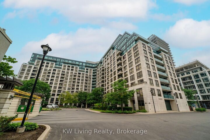 Property Photo:  18 Harding Boulevard 905  ON L4C 0T3 