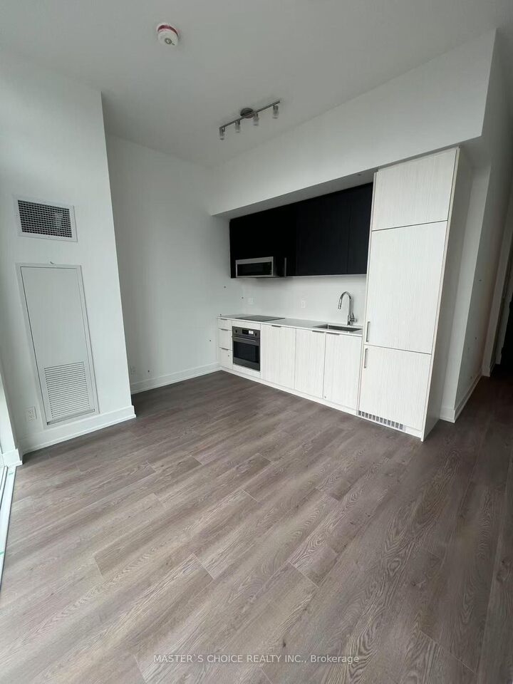 Property Photo:  308 Jarvis Street 3410  ON M5B 0E3 